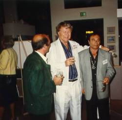 3artists.jpg (9401 bytes)