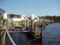 dock4.jpg (69535 bytes)